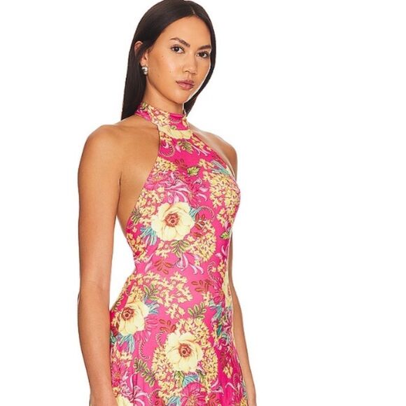 NWT 330.00 X Revolve Darmi Maxi Dress in Foulard Floral
Agua Bendita Medium - Picture 5 of 6